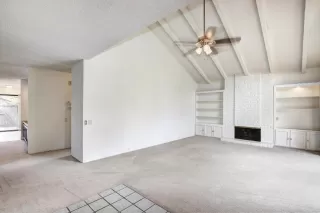 Photo #5: 20043032 Listing 