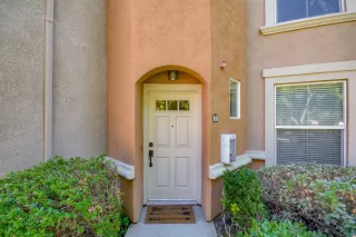 Photo #1: 20043153 Listing