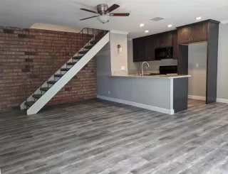 Photo #5: 20043428 Listing 