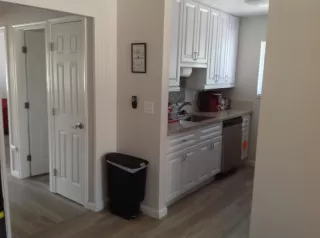 Photo #3: 20043735 Listing