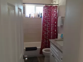 Photo #4: 20043735 Listing