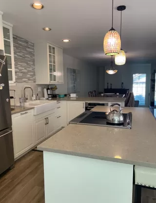 Photo #6: 20043893 Listing
