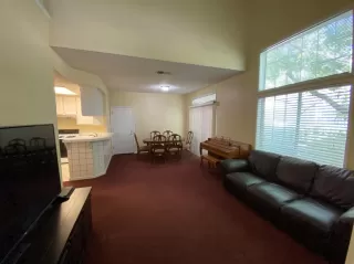 Photo #5: 20044080 Listing 