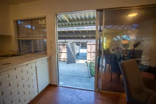 Photo #6: 20044185 Listing