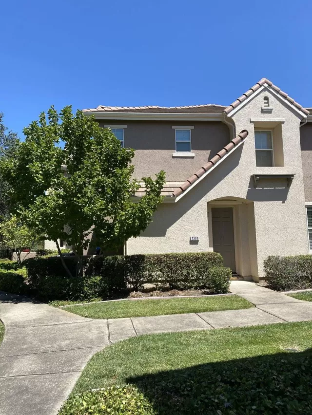 MLS: 20044539 Condo For Sale