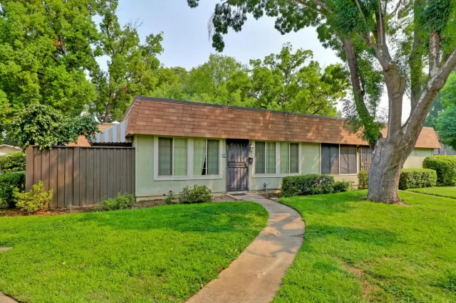 MLS: 20044598 Condo For Sale