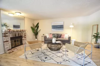 Photo #3: 20044898 Listing