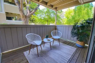 Photo #4: 20044898 Listing