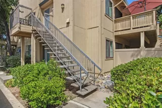 Photo #1: 20044915 Listing