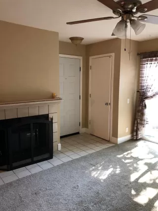 Photo #2: 20045053 Listing 