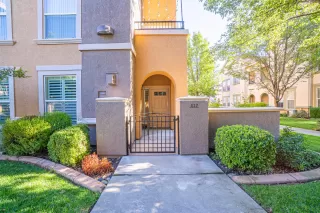 Photo #1: 20045216 Listing 