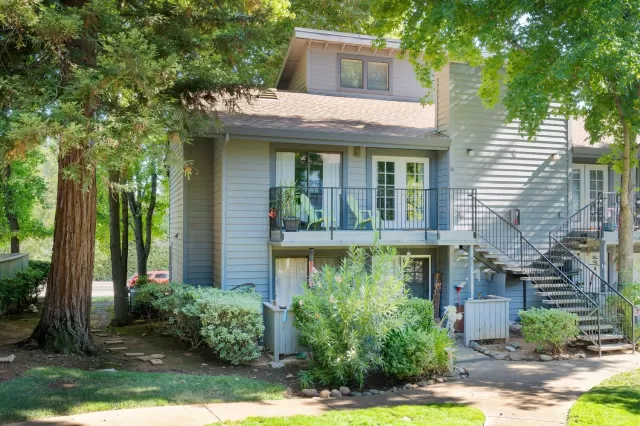 MLS: 20045394 Condo For Sale