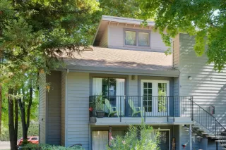 Photo #1: 20045394 Listing