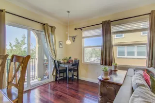 Photo #4: 20045588 Listing