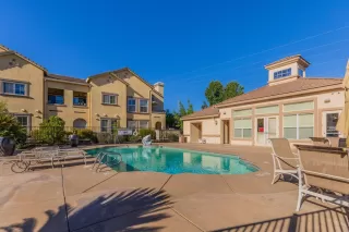 Photo #3: 20045663 Listing 