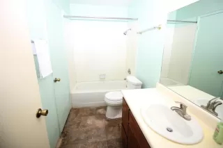 Photo #5: 20045707 Listing 