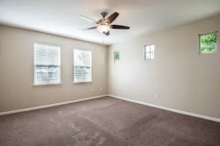 Photo #6: 20046087 Listing 