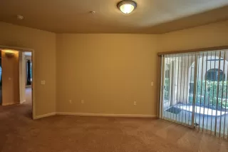 Photo #5: 20046209 Listing 