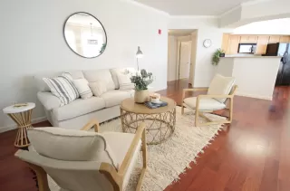 Photo #3: 20046392 Listing