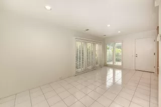 Photo #6: 20046496 Listing 