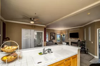 Photo #3: 20046543 Listing 