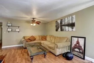 Photo #5: 20046724 Listing 