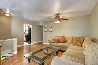 Photo #6: 20046724 Listing 