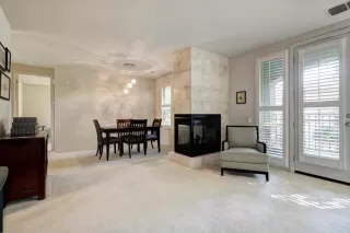 Photo #3: 20046819 Listing