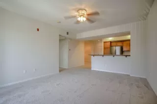Photo #2: 20047152 Listing 