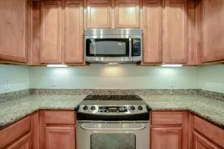 Photo #5: 20047152 Listing 