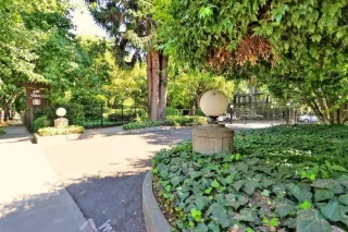 Photo #1: 20047159 Listing