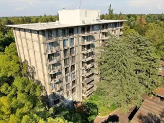 Photo #4: 20047159 Listing