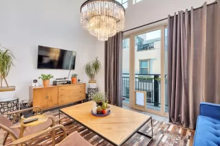 Photo #2: 20047189 Listing