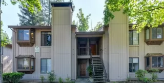 Photo #1: 20047468 Listing