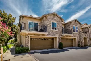 Photo #1: 20047564 Listing