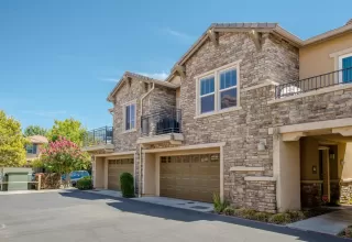 Photo #3: 20047564 Listing