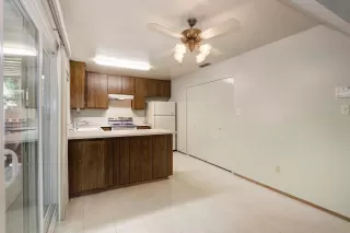 Photo #3: 20047591 Listing