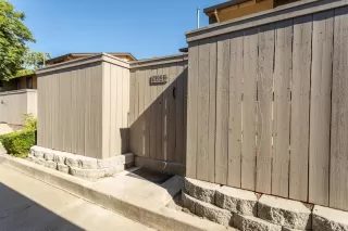 Photo #2: 20047637 Listing 