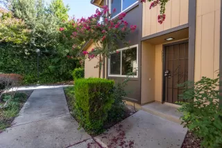 Photo #5: 20047637 Listing 