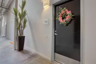 Photo #1: 20047735 Listing 