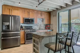 Photo #6: 20047735 Listing 