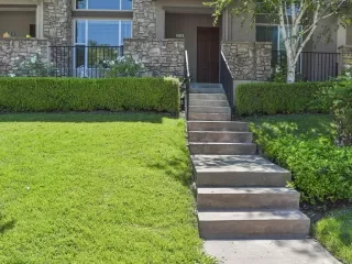 Photo #2: 20047758 Listing 