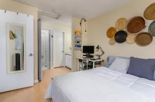 Photo #6: 20047938 Listing