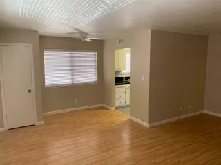 Photo #3: 20048039 Listing