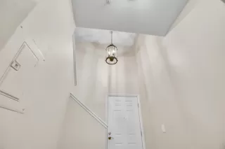 Photo #4: 20048079 Listing 