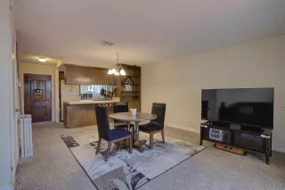 Photo #3: 20048094 Listing