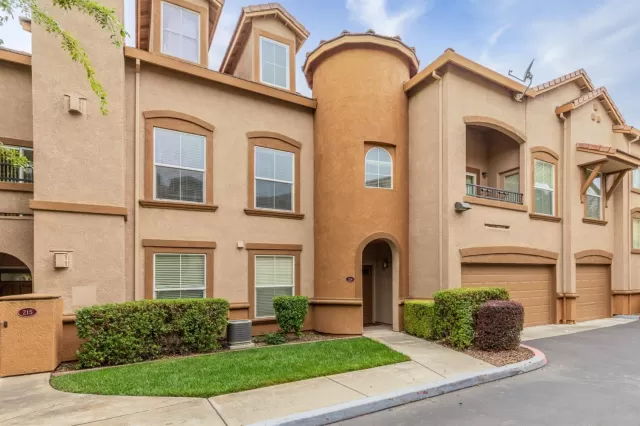 MLS: 20048526 Condo For Sale