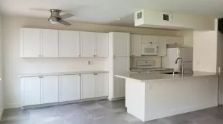 Photo #6: 20048809 Listing 