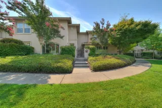 Photo #2: 20048855 Listing