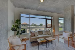 Photo #2: 20049090 Listing